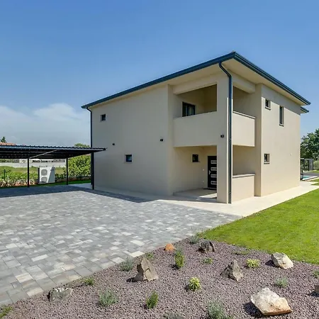 Amoroso Holiday home