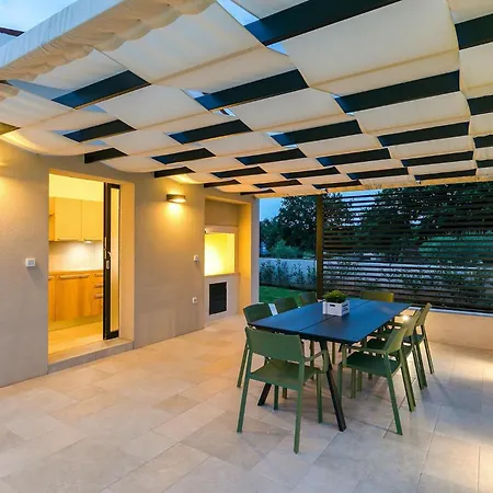 Holiday home Amoroso